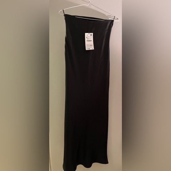 Zara SATIN EFFECT DRESS. Black. Sizes XS, S. New with Tags. - Picture 6 of 7